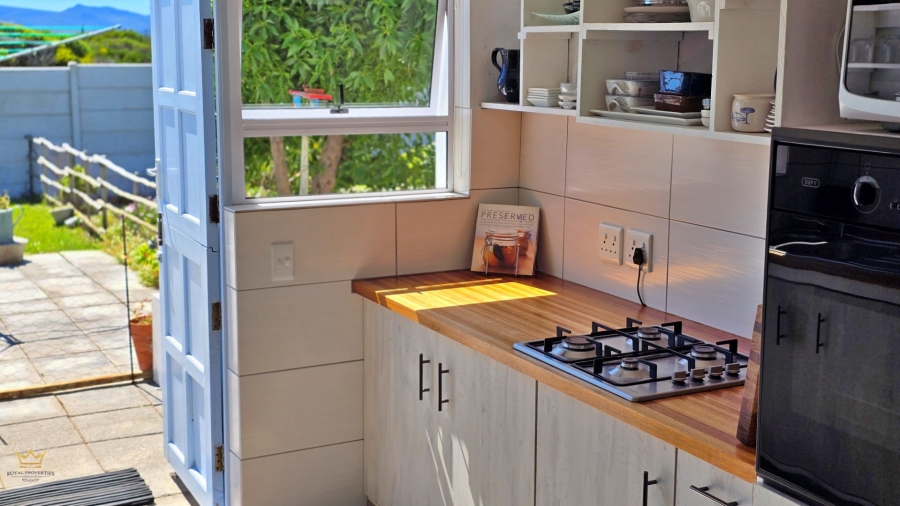 2 Bedroom Property for Sale in Pearly Beach Western Cape